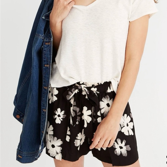 Madewell Women’s Drapey Pull-On Shorts in Ikat Floral Size X-Small - Picture 1 of 15